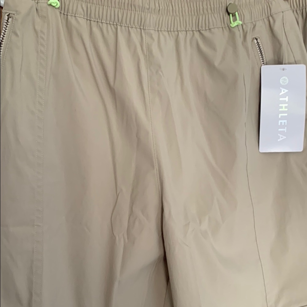 Athleta Cascade Cargo Poplin Beige Pants